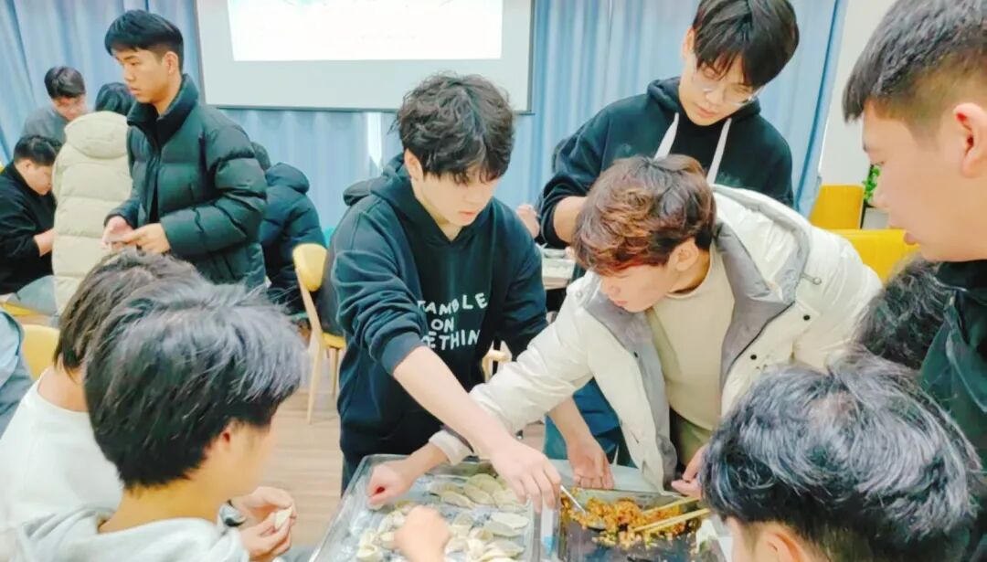 冬至守長(zhǎng)夜，筆鋒破重關(guān)！